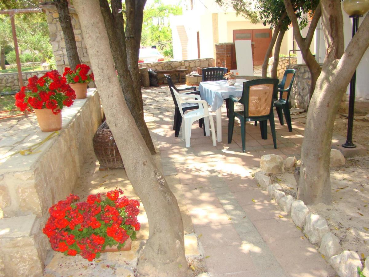 Apartments And Rooms With Parking Space Pag - 13060 Pag Town Eksteriør bilde