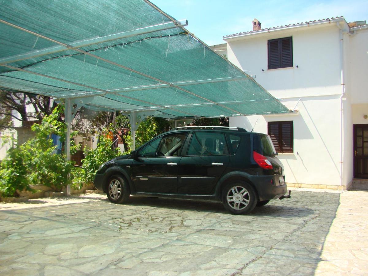 Apartments And Rooms With Parking Space Pag - 13060 Pag Town Eksteriør bilde