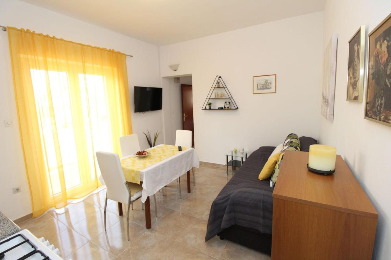 Apartments And Rooms With Parking Space Pag - 13060 Pag Town Eksteriør bilde